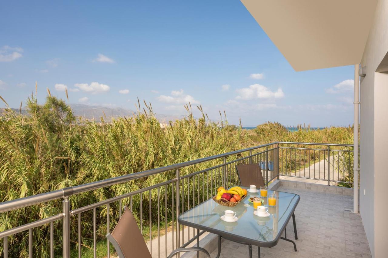 Sea Breeze Apartments コリンバリ エクステリア 写真