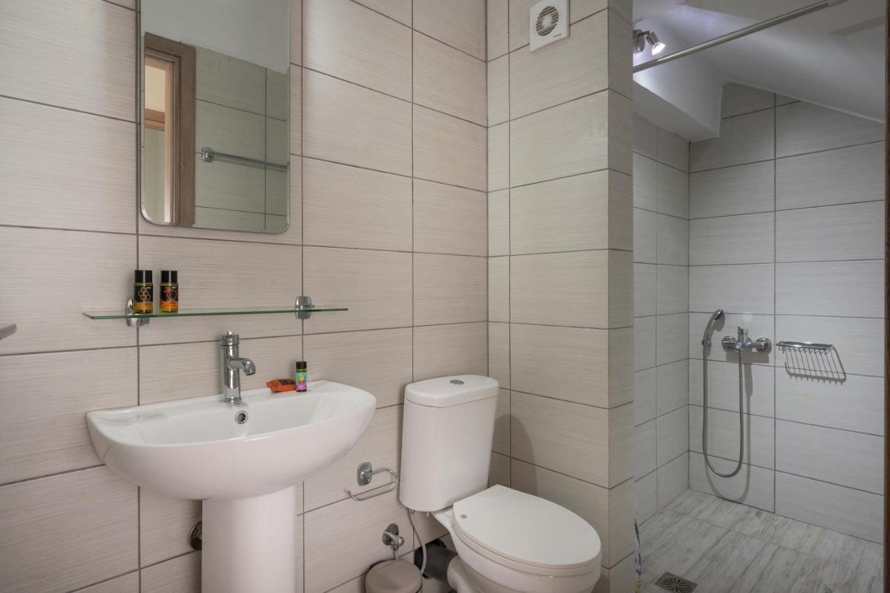 Sea Breeze Apartments コリンバリ エクステリア 写真